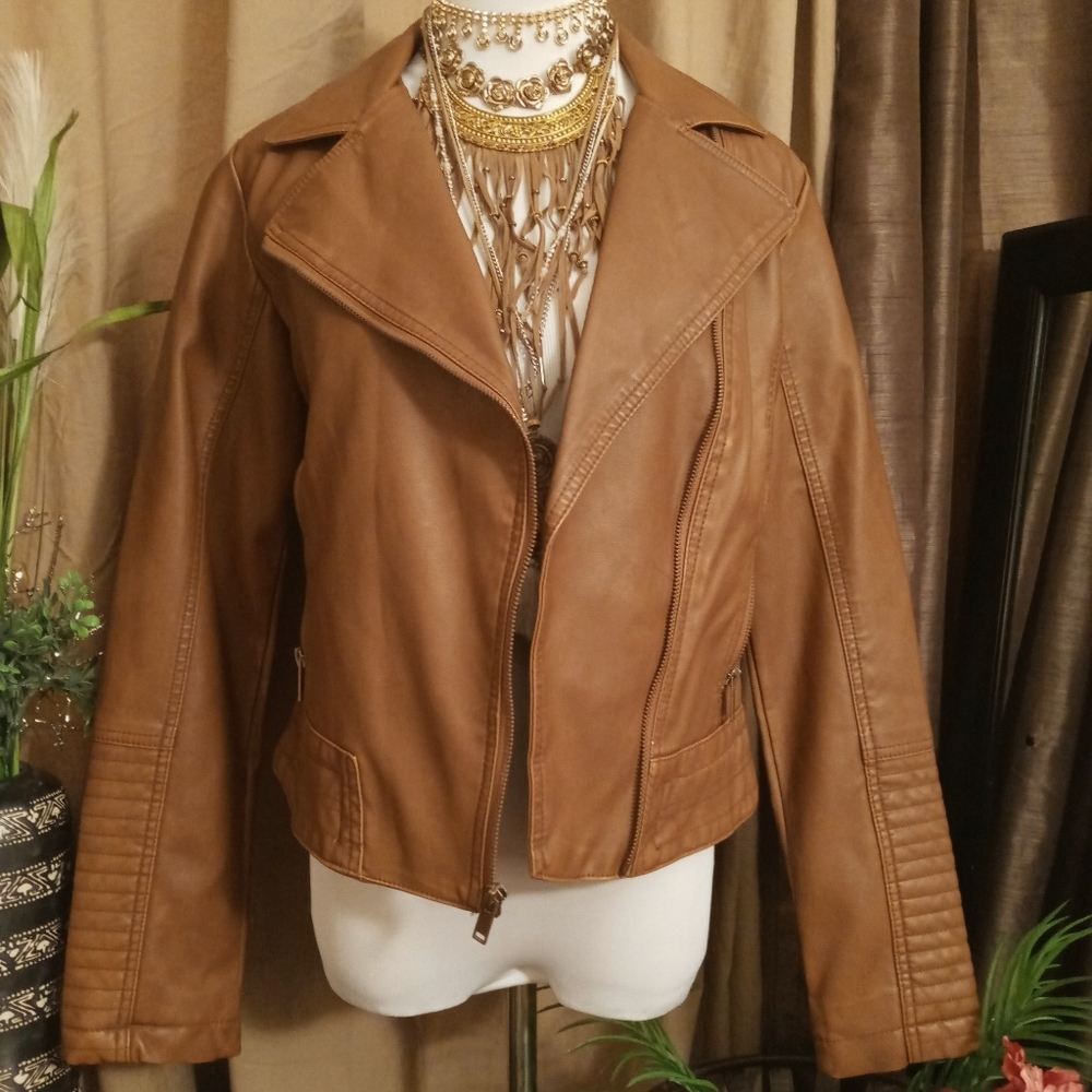 Stylish Faux Leather jacket 😎💅💄